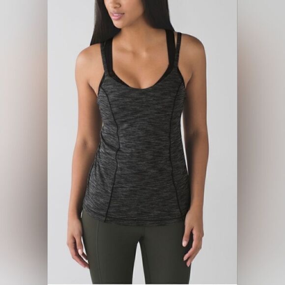 COPY - Lululemon Tank with Built In Sports Bra size 6 - Picture 1 of 7